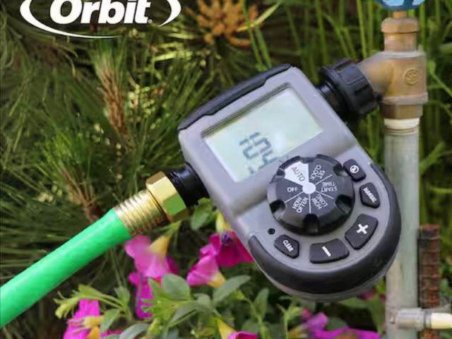 Lot 96-174497 - Orbit 1-Outlet Programmable Hose Watering Timer Sprinkler Timer New