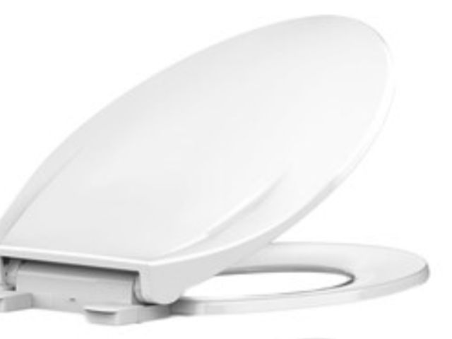 Lot 96-193980 - 19 Inch White Toilet Seat Elongated Quick Install
New