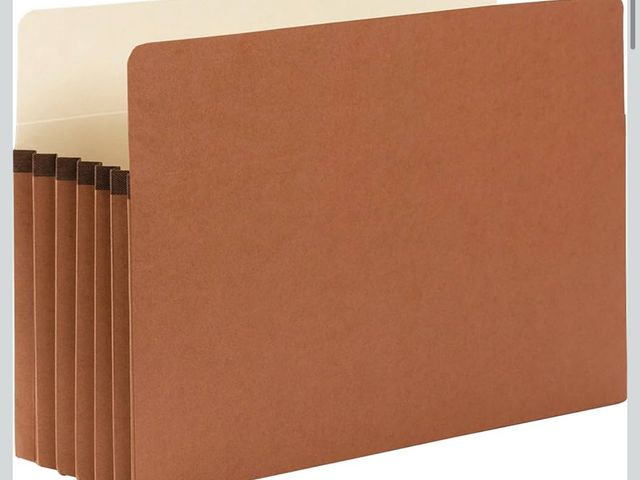 Lot 96-178973 - Smead File Pocket, Straight-Cut Tab, 5-1/4" Expansion, Legal Size, Redrope, 
New