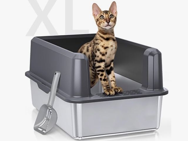 Lot 96-180201 - Stainless Steel Cat Litter Box with Lid

New. Actual item may vary slightly from stock photo