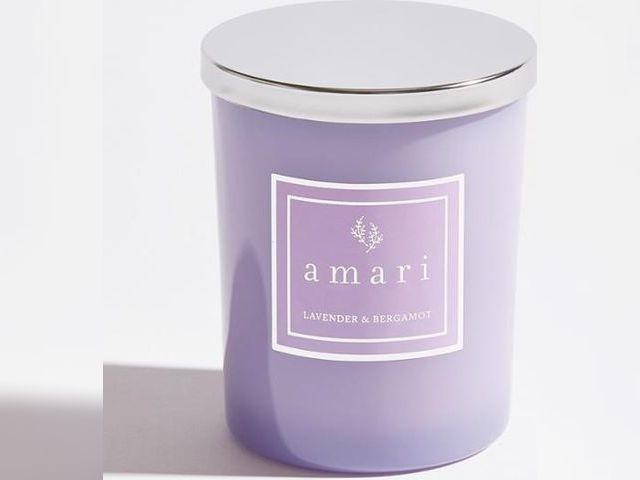Lot 96-140158 - Amari Lavender &amp; Bergamot CandleNew