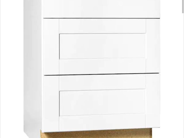 Lot 96-171902 - Hampton Bay
Shaker 24 in. W x 24 in. D x 34.5 in. H Assembled Drawer Base Kitchen Cabinet in Satin W...