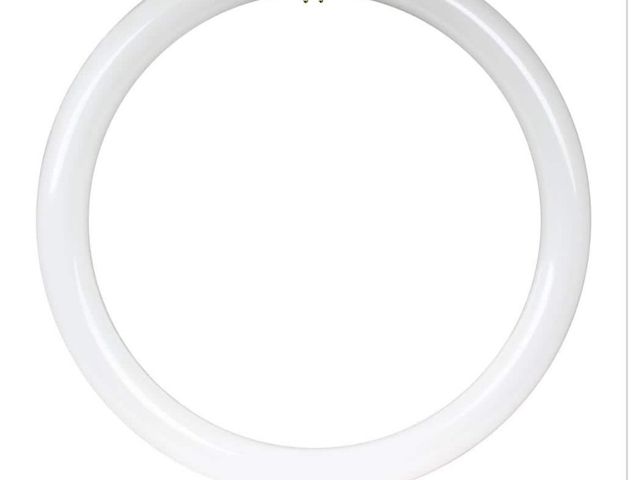 Lot 96-192346 - Feit Electric
32-Watt 12 in. T9 G10g Linear Circline Fluorescent Tube Light Bulb, Cool White 4100K (...