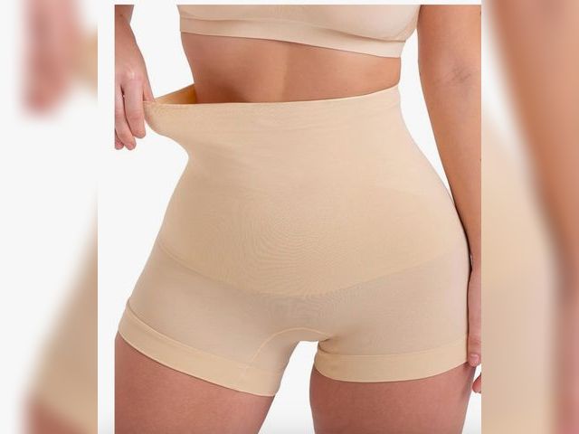 Lot 96-166517 - Tummy Control Shapewear - Body Shaper Tummy Control Boyshort, Body Shaper for Women Size XXL
New