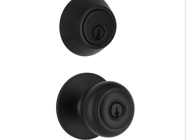 Lot 96-214165 - Defiant
Hartford Matte Black Single
Cylinder Combo Pack
New