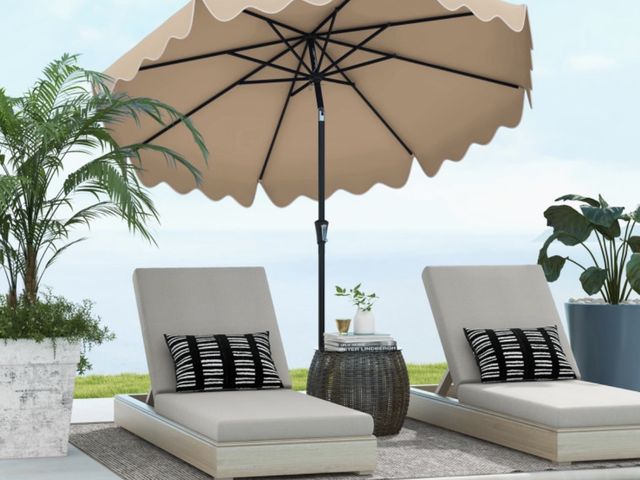 Lot 96-227644 - 9 Feet Patio Umbrella with Crank Handle and Push Button Lightly used
