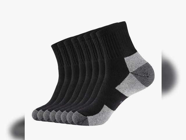 Lot 96-192090 - WANDER Men's Athletic Ankle Socks Pairs Thick Cushion Running Socks 6 Pack Unused