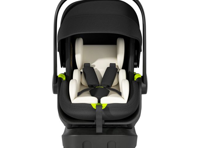 Lot 96-180387 - Infant Car Seat 
New