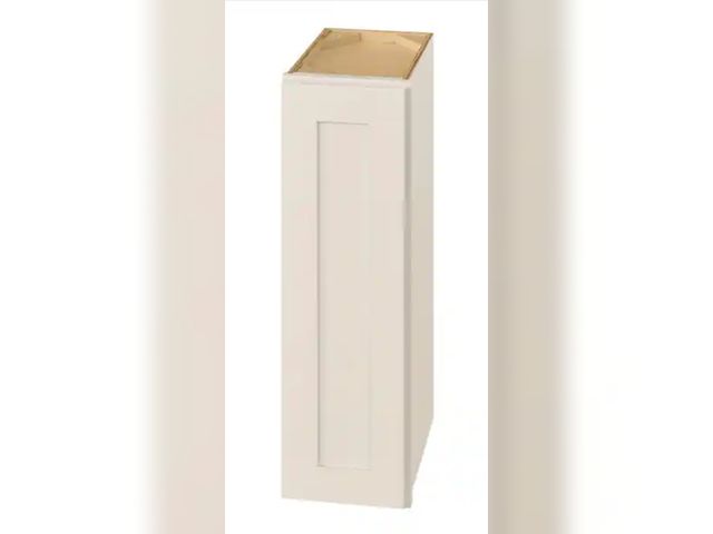 Lot 96-232432 - Hampton Bay Avondale 9 in. W x 12 in. D x 42 in. H Ready to Assemble Plywood Shaker Wall Kitchen Cab...