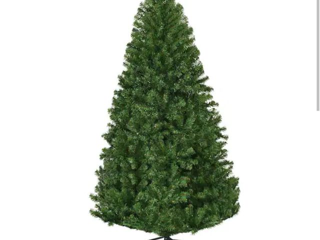 Lot 96-192351 - Costway 6 ft. Pre-Lit Artificial Christmas Tree with 350 LED Lights Lightly used, pet hair.