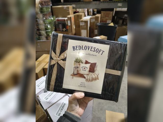 Lot 96-193959 - Bedlovesoft King Size Sheet Set - Hotel Linen Bedding - Breathable Microfiber - Deep Pockets - Embro...