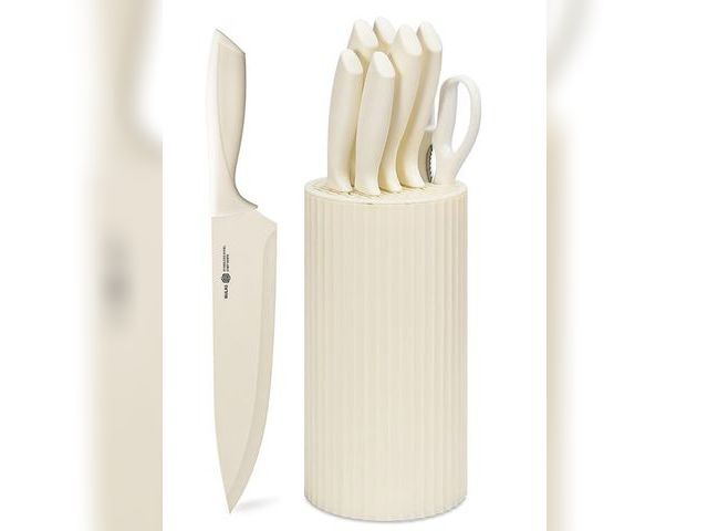 Lot 96-230354 - Knife Set, 8-Piece Kitchen Knife Set with Universal Block - Anti-Rust Chef Knives, Ergonomic Design,...