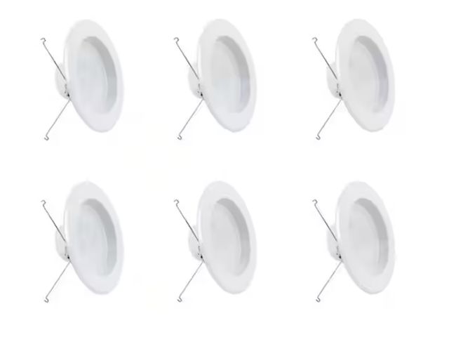 Lot 96-166913 - Feit Electric
5/6 in. 925 Lumens 2700K Soft White Dimmable Integrated LED Retrofit Recessed Light Ba...