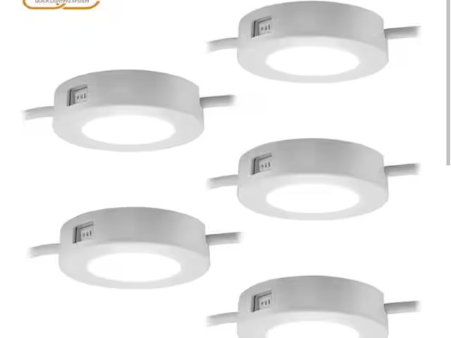 Lot 96-174494 - ULTRA PROGRADE ProLink Plug-in LED Under Cabinet Puck Lights (5-Pack) new