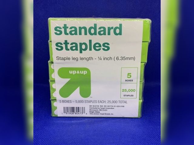 Lot 96-158591 - 25000 Standard Staples - up &amp; up™ 5 boxes
New