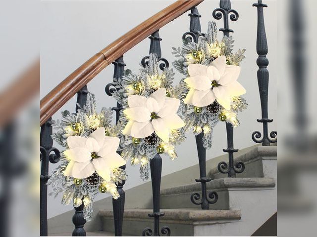 Lot 96-181679 - Hotop 3 Pcs Artificial Christmas Swag 17.7" Prelit Teardrop Christmas Swags for Stairs Xmas Garland ...