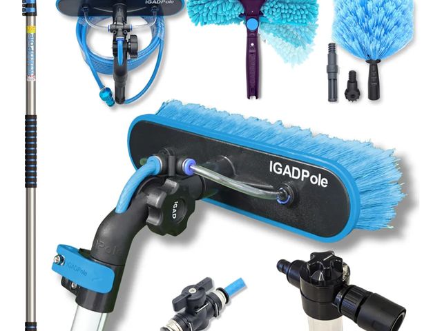 Lot 96-163890 - 34ft IGADPole Washing Kit: Water-fed Brush, Cobweb Duster and 10" Squeegee and Soap Dispenser, with ...