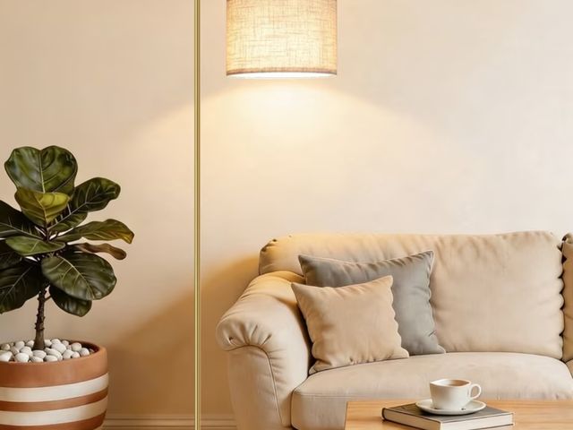 Lot 96-230875 - DAYBETTER Floor Lamp for Living Room, Tall Standing Lamp with 3 Color Temperatures, 850 Lumens LED B...