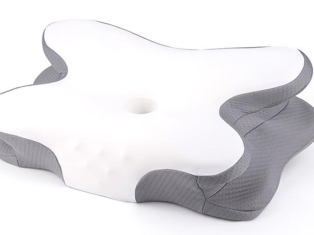 Lot 96-170367 - Cervical Pillow for Neck Pain Relief, Ergonomic Neck Pillow Side Sleeper Pillow for Adults, Cooling ...
