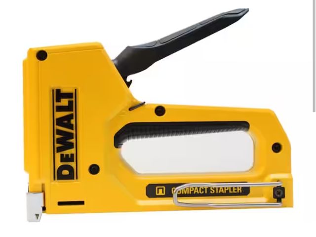 Lot 96-174316 - DEWALT Heavy-Duty Compact Staple Gun Lightly used untested