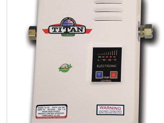 Lot 96-211970 - TITAN SCR-2 11.8 kW 4.0 GPM
Residential Electric Tankless
Water Heater MSRP $219 Appears lightly use...