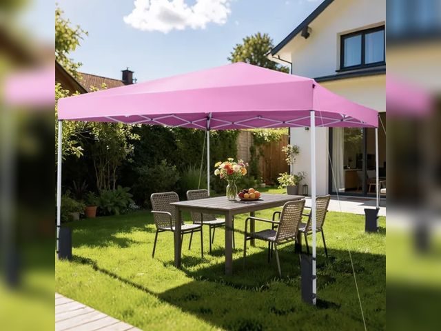 Lot 96-227510 - Costway
10 x 10 Feet Pop up Canopy Tent with Carrying Bag and 4 Sandbags
New
MSRP $200.00