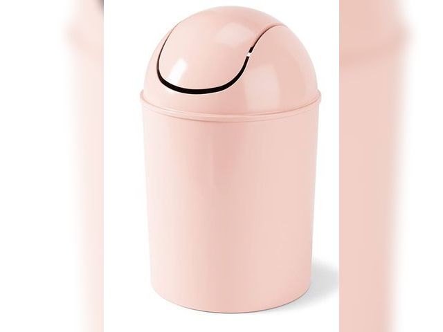 Lot 96-164170 - Umbra 1.25-Gallon Mini Waste Can w/Swing-Top Lid - Small Garbage Bin for Compact Spaces Under Tables...