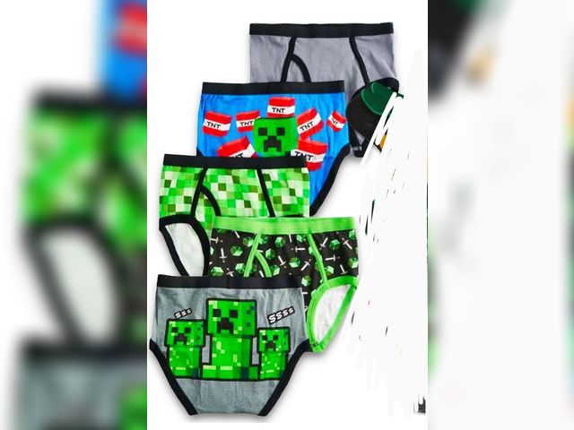 Lot 96-179050 - Boys Size 4 Minecraft Underwear Pack New