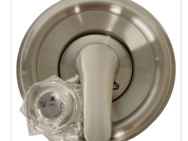 Lot 96-166895 - DANCO 1-Handle Valve Trim Kit in Brushed Nickel for Delta Tub/ Shower Faucets (Valve Not Included) N...