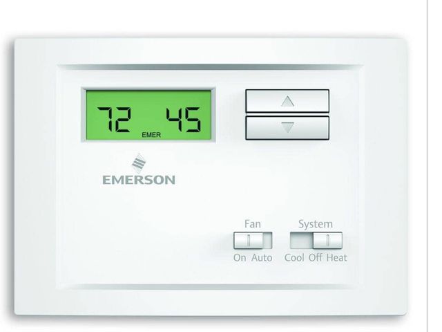 Lot 96-192556 - Copeland White-Rodgers NP110 Single
Stage Non-Programmable Thermostat Unused