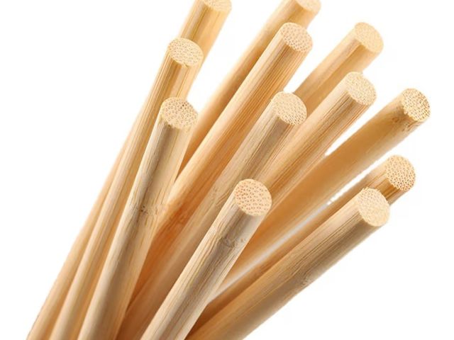 Lot 96-177096 - HOPELF 25PCS Bamboo Dowel Rods - 1/2 x 36 Inch, Assorted Hardwood Sticks for Crafts &amp; DIY Projec...