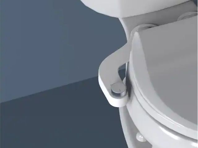 Lot 96-191855 - FreshSpa Comfort+ Ambient Temperature Non-Electric Bidet Attachment in White
New