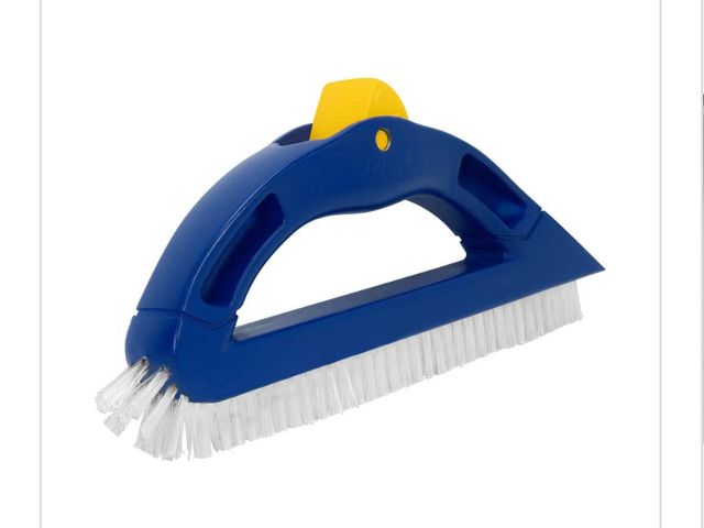 Lot 96-162928 - QEP Large Handle Scrub Brush Unused