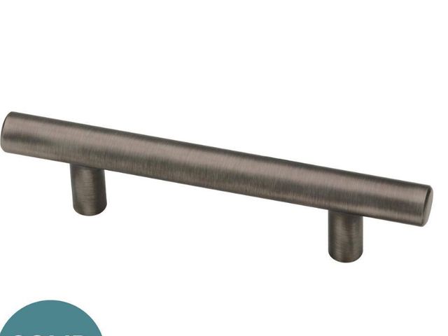 Lot 96-189258 - 7 pack Liberty of Solid Bar 3 in. (76 mm)
Modern Heirloom Silver Cabinet Drawer Bar Pull New