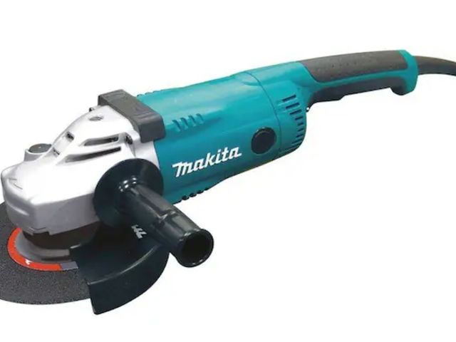 Lot 96-162178 - Makita
15 Amp 7 in. Corded Angle Grinder with Grinding wheel, Side handle and Wheel Guard
Appears Un...