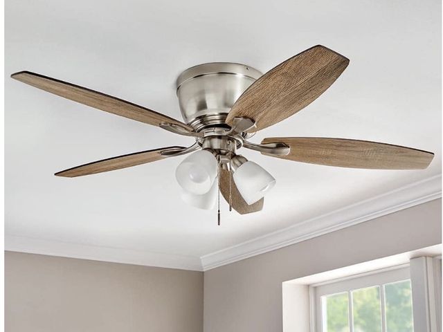 Lot 96-226204 - Hampton Bay Sidlow 52 in. Indoor LED
Brushed Nickel Hugger Dry Rated Ceiling Fan with 5 QuickInstall...