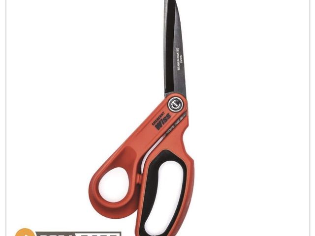 Lot 96-221846 - Crescent Wiss 10 in. Titanium Coated
Offset Left Handed Tradesman Scissors Unused