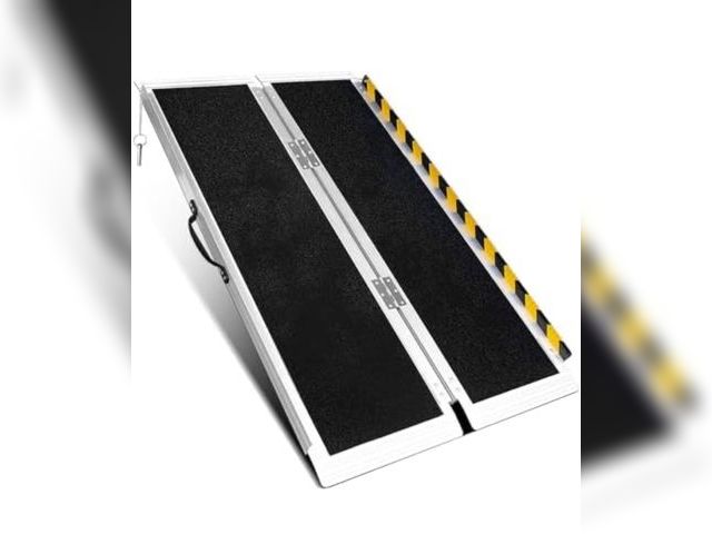 Lot 96-164416 - 3FT Portable Wheelchair Ramp,Lightweight Foldable Aluminum Ramp for Home Steps, Non-Slip Surface, Su...