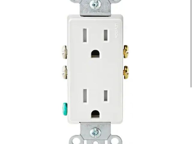 Lot 96-167045 - Decora 15 Amp 125 V Tamper Resistant Duplex Outlet/Receptacle, White (7- Pack) T5325-WMP originally ...