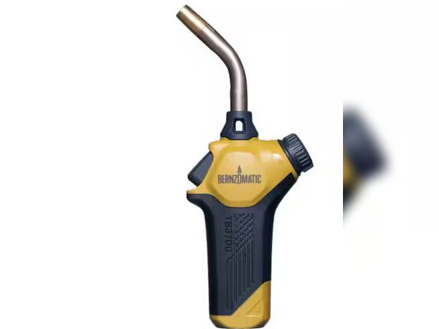 Lot 96-181942 - Bernzomatic
Flame Commander Propane Torch
unused open box