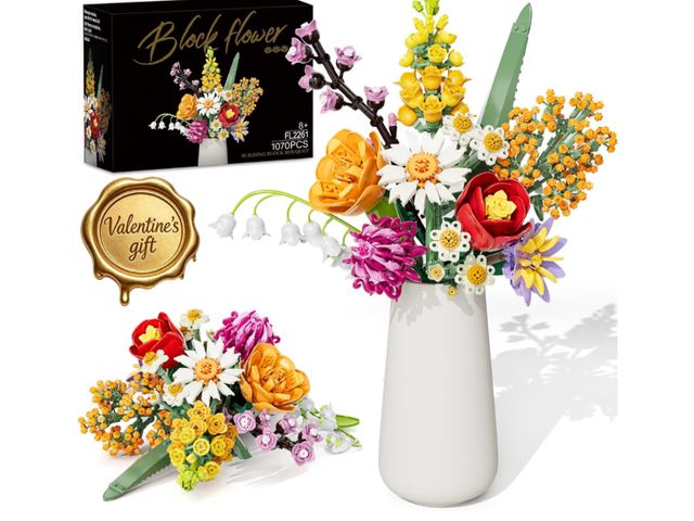 Lot 96-230516 - Flowers Bouquet Building Set, 1070PCS Wildflower Botanical Collection, Artificial Plant Flower Kit T...