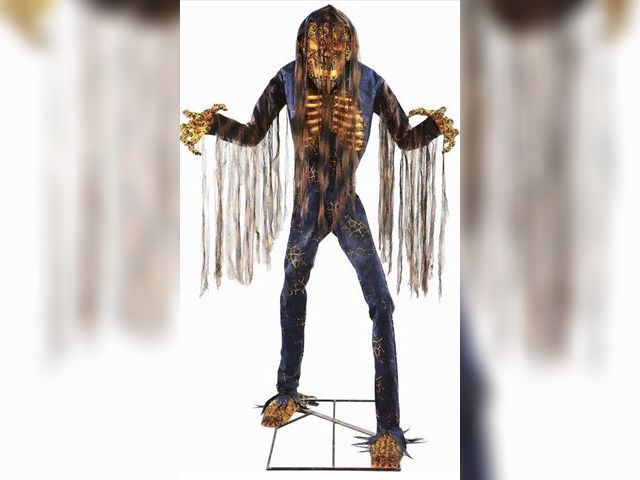 Lot 96-226444 - Haunted Hill Farm Motion-Activated 7.5-Ft. Tall Smoldering Ghoul, Plug-in Talking Scare Prop Animatr...