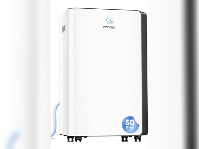 Lot 96-164401 - YTE PRO D068B Dehumidifier- 555
New