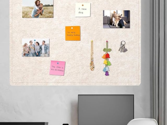 Lot 96-176922 - Bulletin Board, 23.5 X 17.5 inches Cork Board with 20 Pushpin, Felt Cork Board Notice Pin Board, Sel...