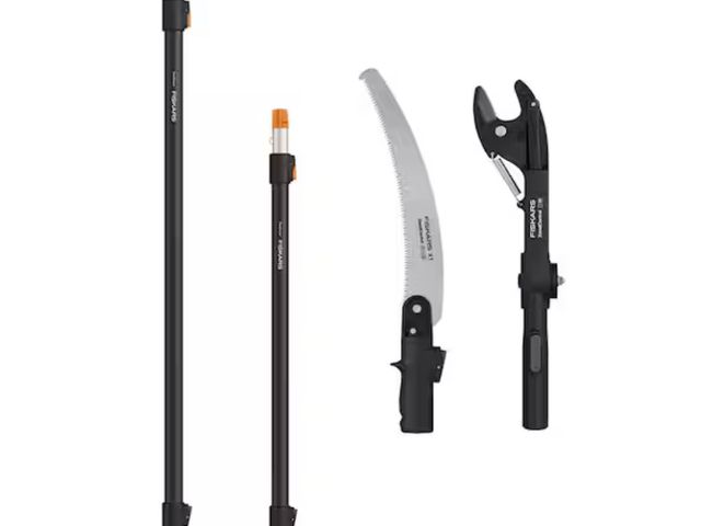 Lot 96-163571 - Fiskars
XtendControl 15 in. X1 Saw 14. ft. Interchangeable Tree Pruner

New