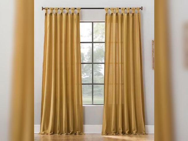 Lot 96-157765 - Light Filtering Curtain Washed Cotton Twist Tab single Panel brown 52w x 95L
New