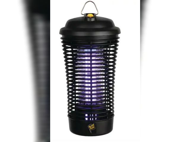 Lot 96-179646 - Black Flag
5500 Volt Deluxe 40 Watt Bug Zapper Insect Killer, 1.5 Acre Coverage
Open box 
Appears Un...