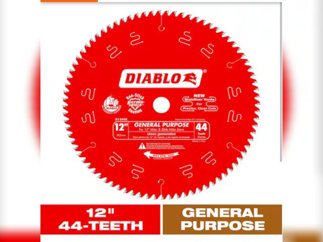 Lot 96-174498 - DIABLO 
12in. x 44-Tooth General Purpose Saw Blade for Wood New