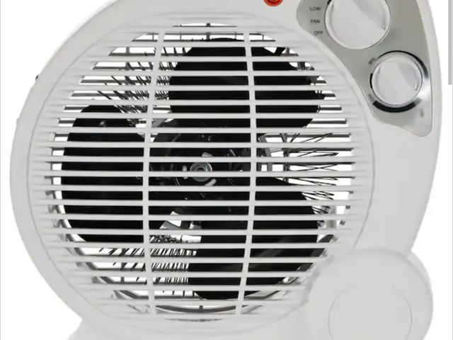 Lot 96-191920 - Pelonis 1500-Watt Electric Fan Forced Portable Heater New