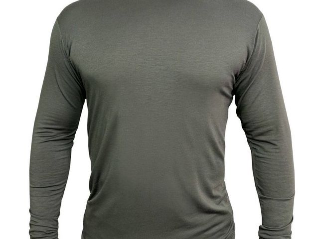 Lot 96-214168 - FIRM GRIP
Men's Extra Large Gray Base
Layer Shirt
New